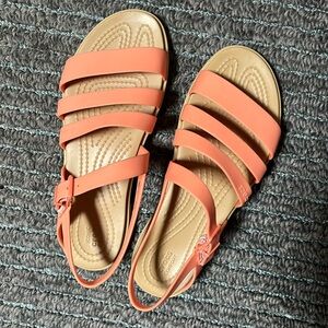 Crocs sandals | size 6